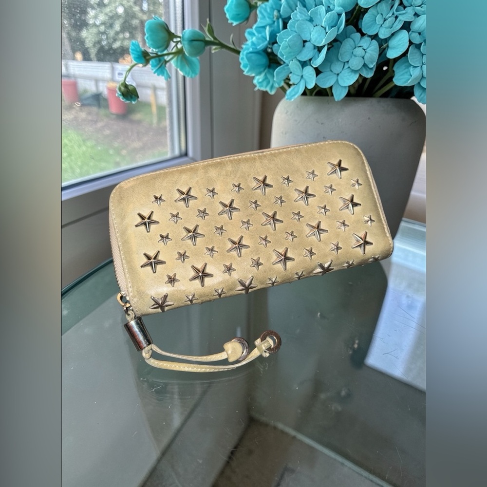 Jimmy Choo Star-Studded Leather Zip-Around Wallet EUC - Picture 4 of 11